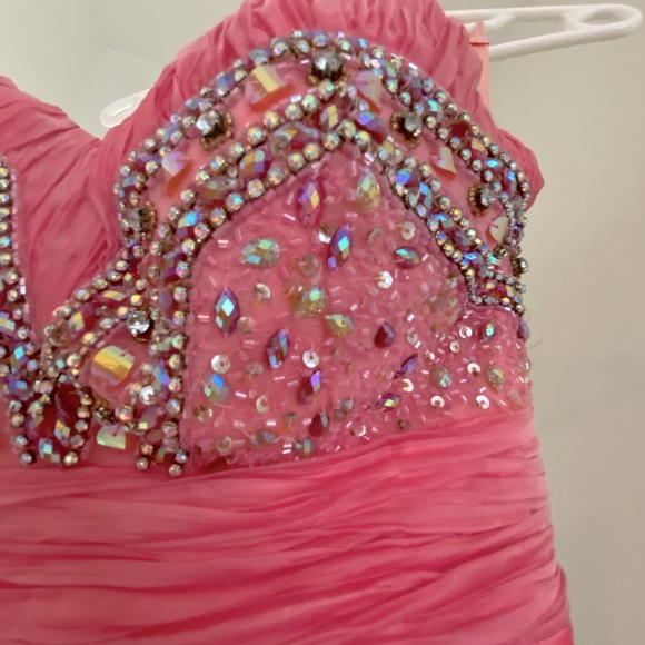 Pink Prom dress - Picture 3 of 7